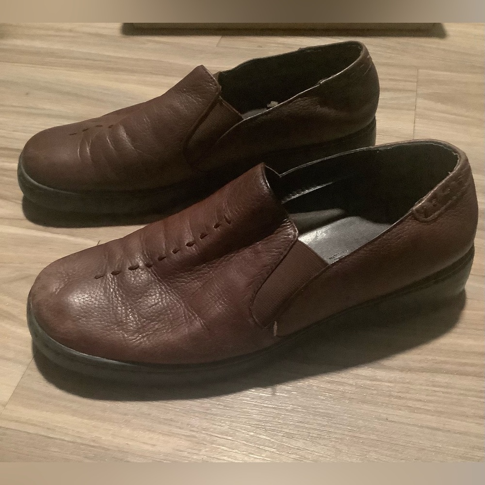 Predictions Leather Collection Vintage Slip on Loafers Size 9 Preowned